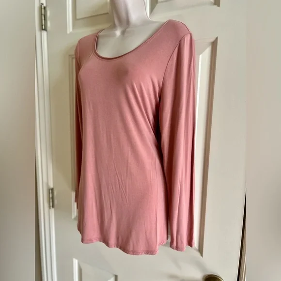 White House Black Market Rose Tunic -Medium - Picture 2 of 6